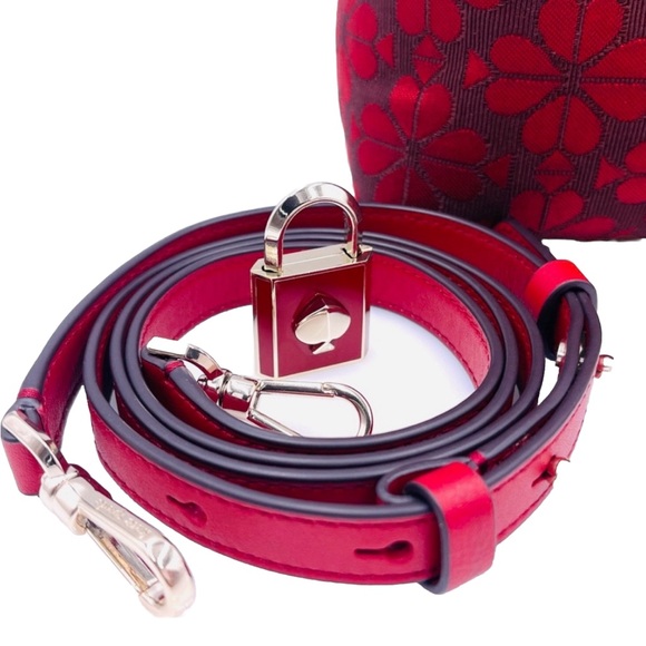 SOLD!!NWT Kate Spade NY Remedy Spade Flower Doctor Bag W/Lock HTF!!♠️⭐️⭐️ - Picture 8 of 16